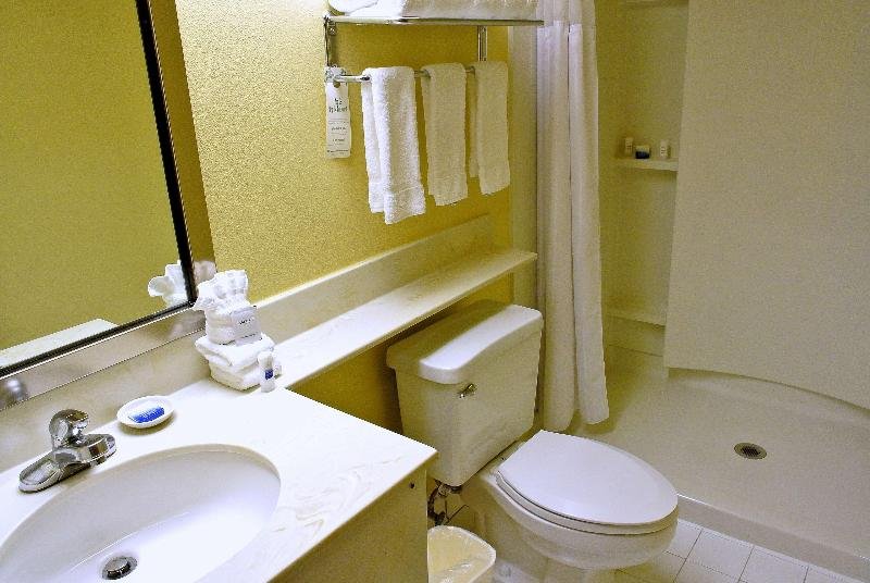 Фото Best Western Plus Plaza by the Green