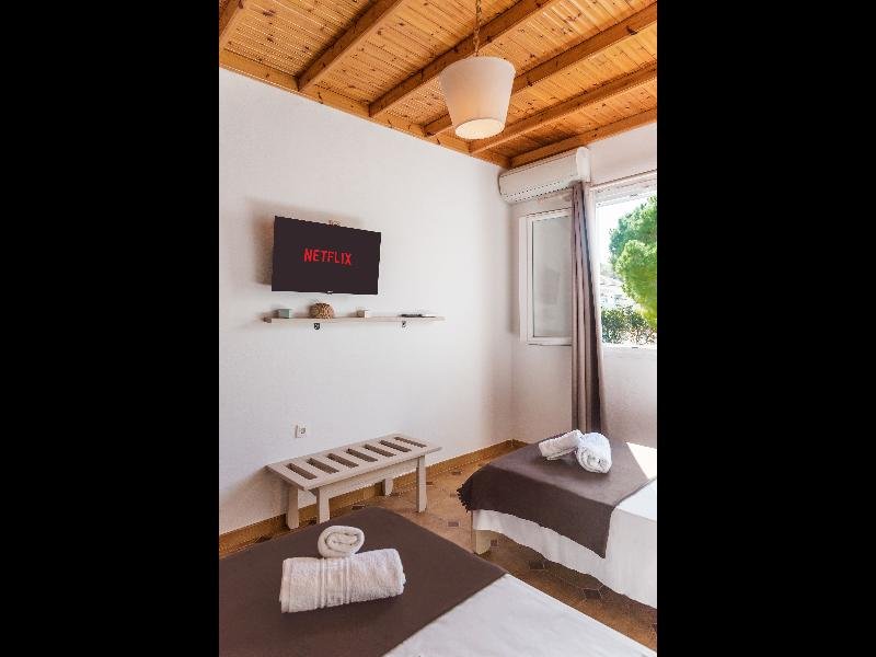 Фото Three Seasons Resort