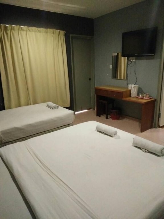 Фото One Hotel Sadong Jaya