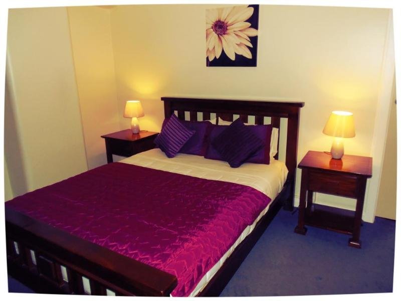 Фото Hotel Waterloo & Backpackers