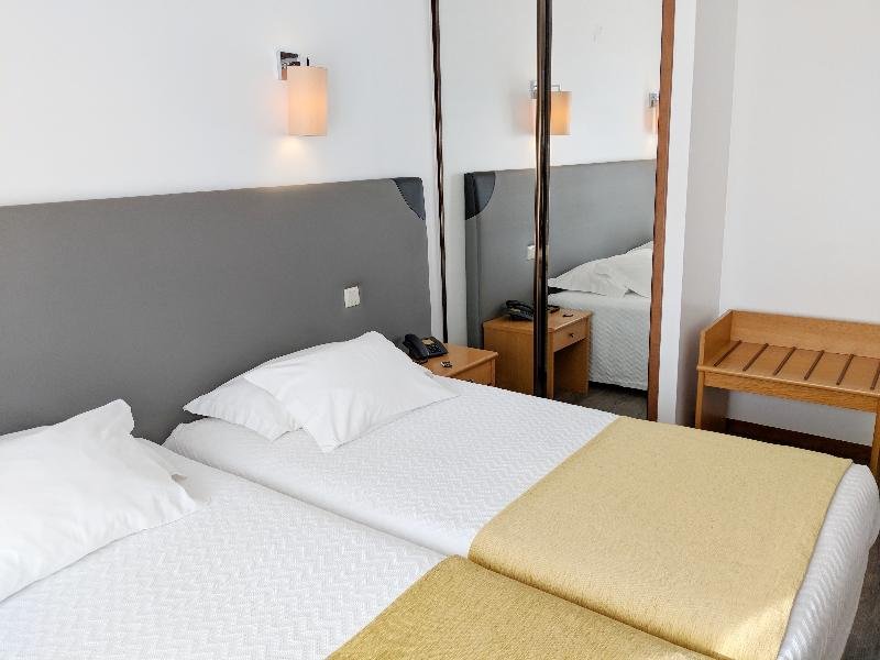 Фото Varzinn Hotel