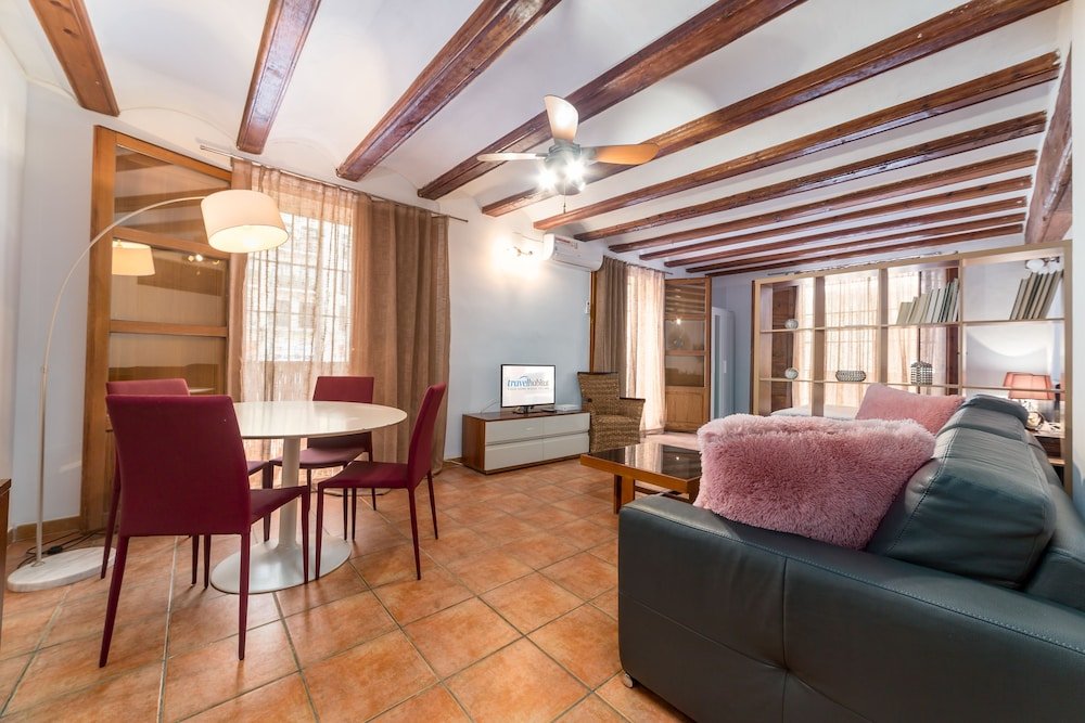 Фото Travel Habitat Plaza del Pilar