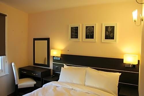 Фото отеля 5