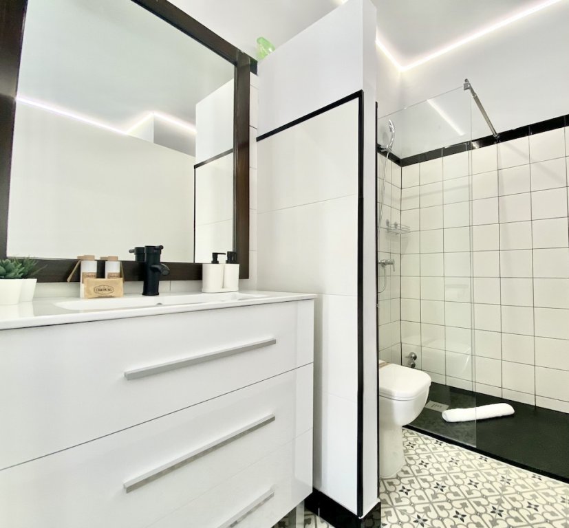 Фото Royal Suites Madrid