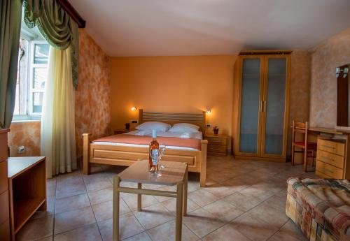 Фото Hotel Rendez Vous