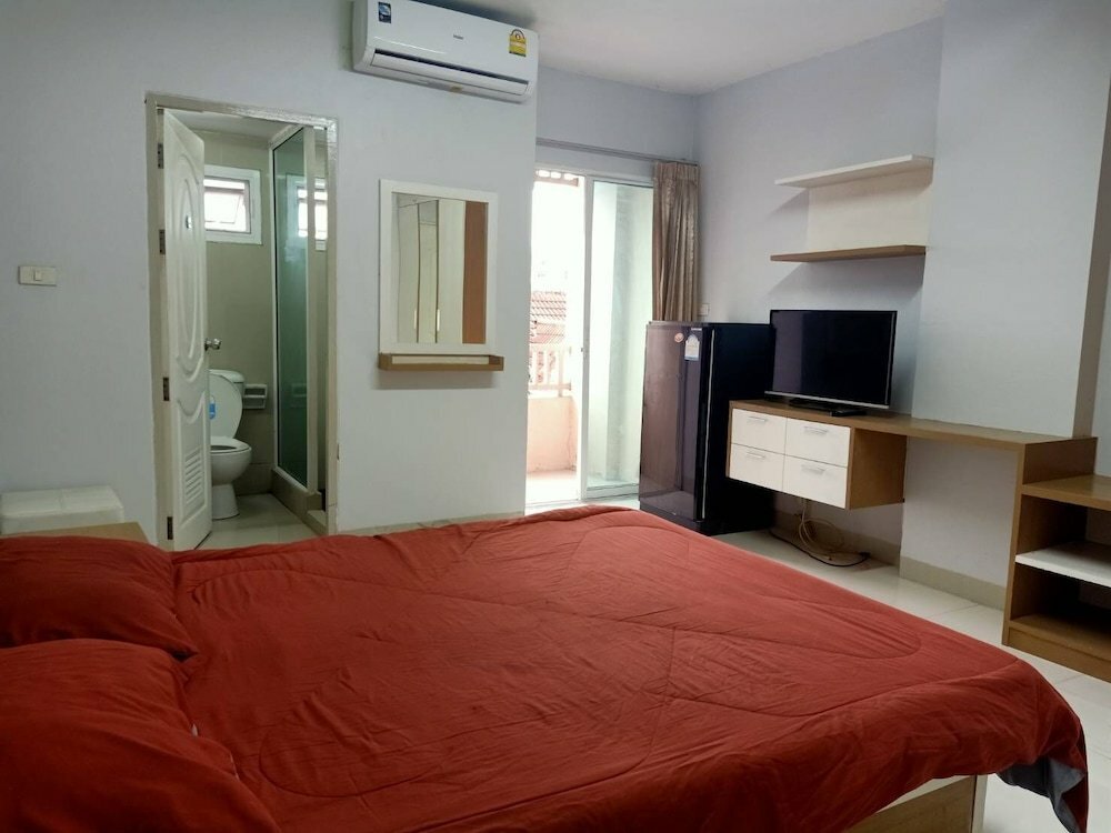 Hotel Ruamsab Apartment 1, Bangkok, photo