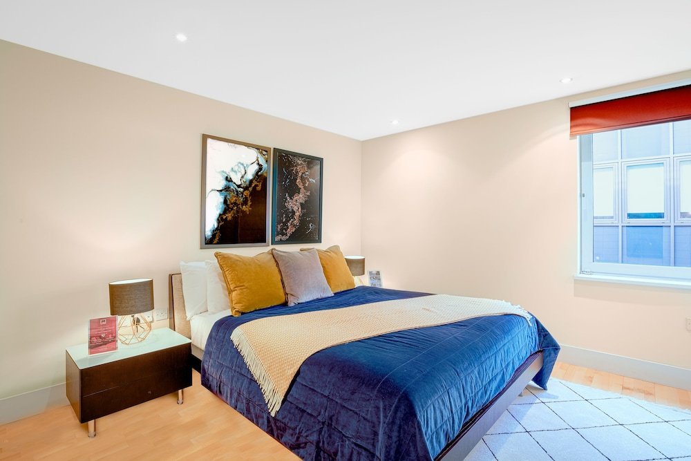 Фото 1 Bed Serviced Apartment near Blackfriars