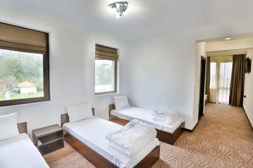 Фото Hotel Champion