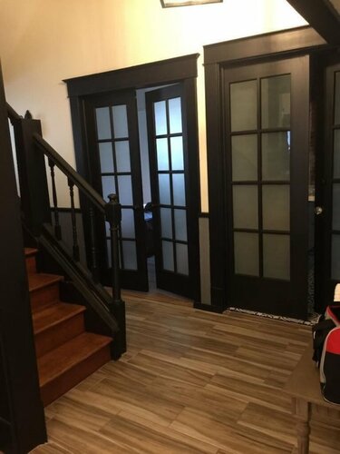 Гостиница The Pub with Private Yard & Parking, Near the Falls & Casino by Niagara Hospitality