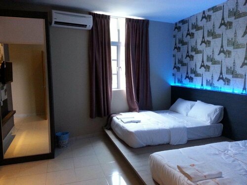 Гостиница Oyo 89930 Golden Guest House в Куантане