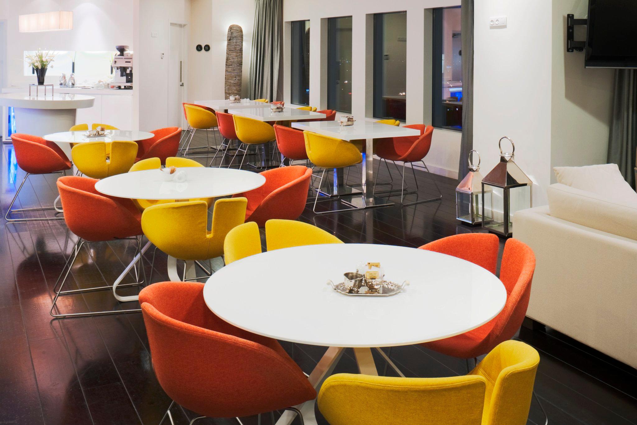 Фото Crowne Plaza Tel Aviv City Center, an Ihg Hotel