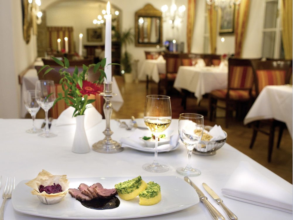 Фото Radisson Blu Hotel Altstadt, Salzburg