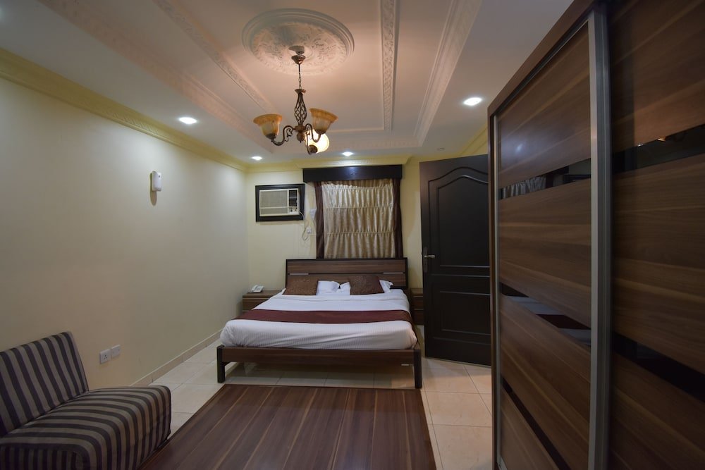 Фото Zwarah Hotel Suites