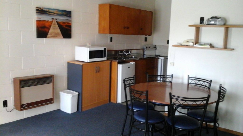 Фото Elmore Lodge Motel