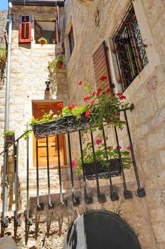 Фото D & Sons Apartments