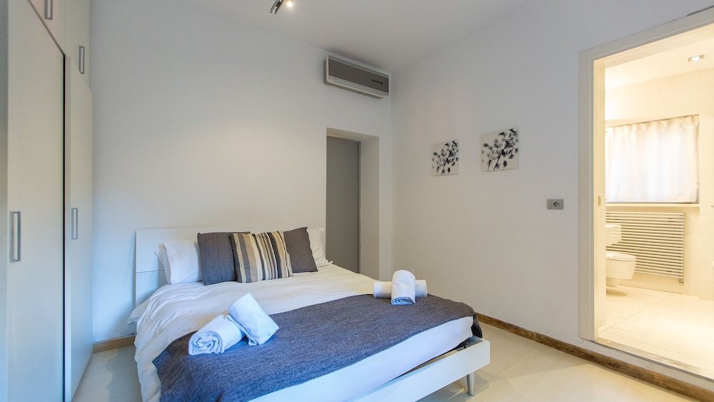 Фото Rental in Rome Bernini Square