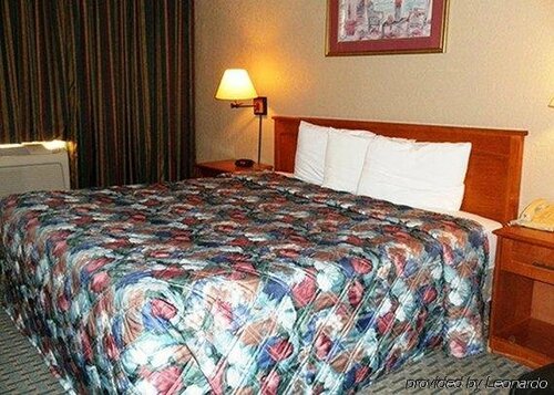 Гостиница FairBridge Inn Express Melrose Park