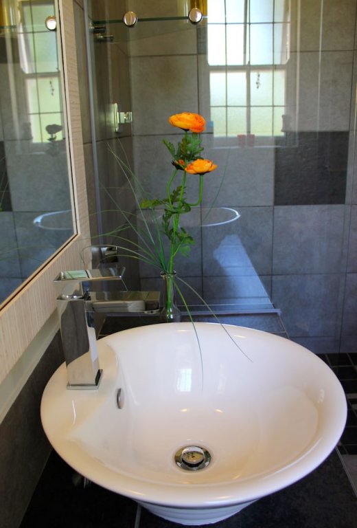 Фото Cape Valley Manor Guest House