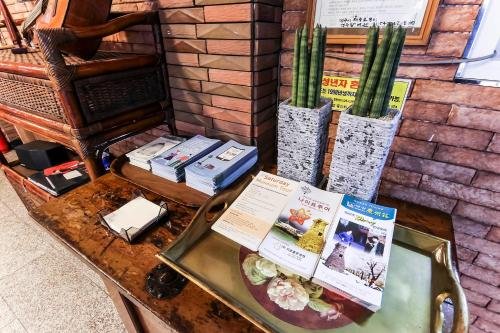 Фото Gyeongju Jang