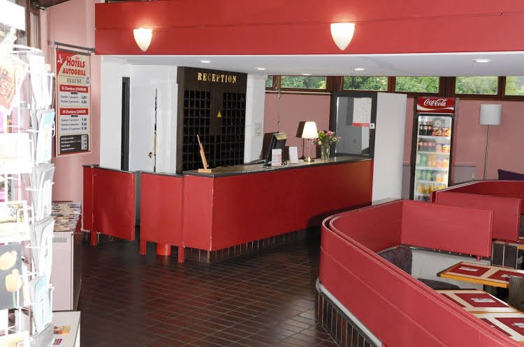 Фото Hôtel Les Nomades Beaune