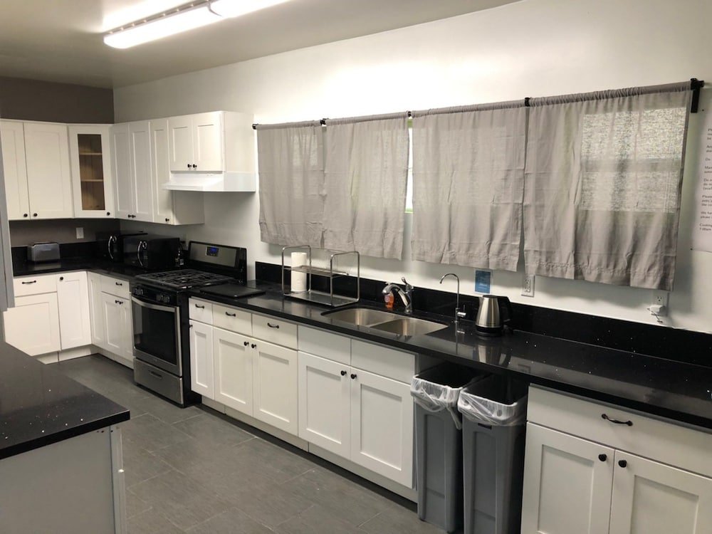 Фото 8th and Ardmore - Hostel