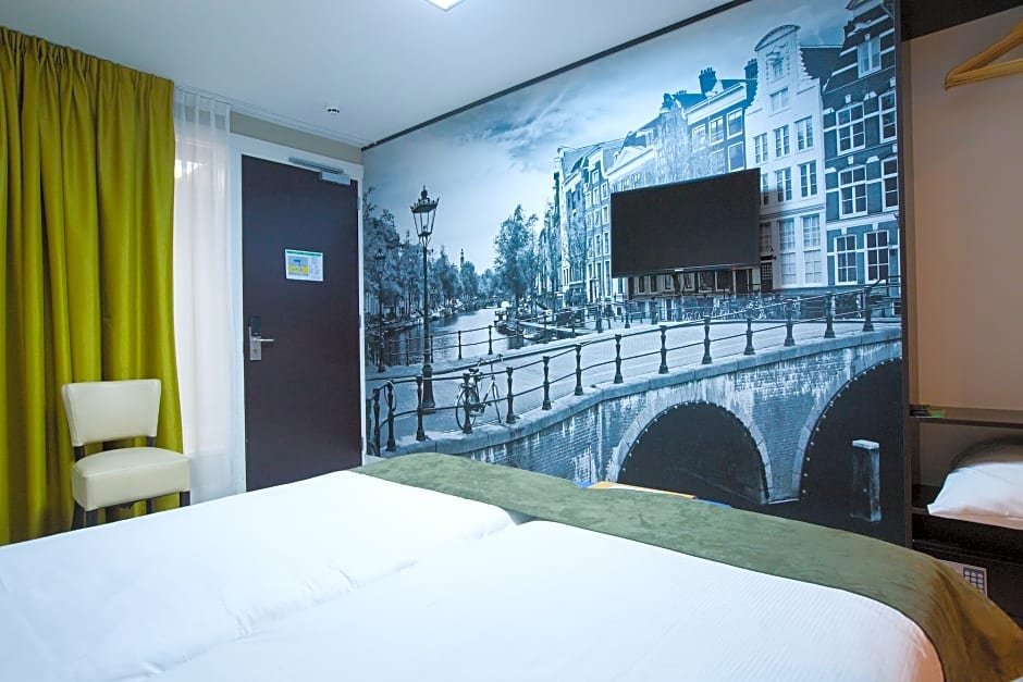 Фото Camp Inn Hotel