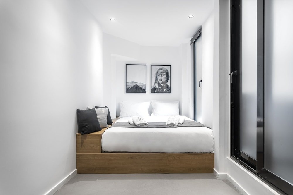 Фото Melo Athens