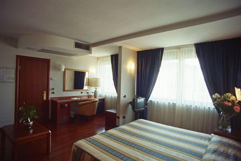 Фото Palace Verona