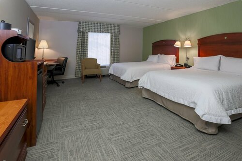 Внешний вид отеля Hampton Inn & Suites West Haven в Уэст-Хейвене, фото 5