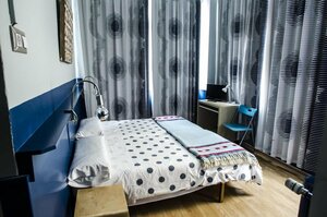 Pensión Blanca B&b (Comunidad Autónoma de Castilla y León, León, Calle Segunda, 2), hotel