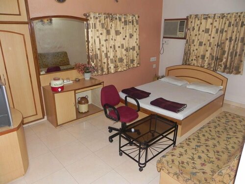 Гостиница Hotel Decent Somnath в Гуджарате