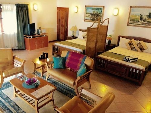 Гостиница Villa Caballero Luxury Chalets