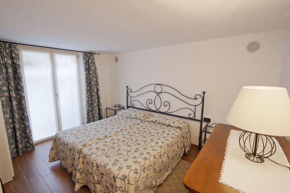 Фото Miralago B&b and Apartments