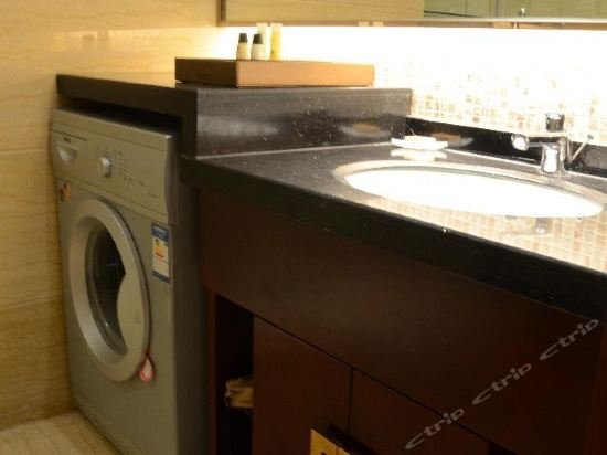 Фото Howard Johnson Sunshine Plaza Ningbo