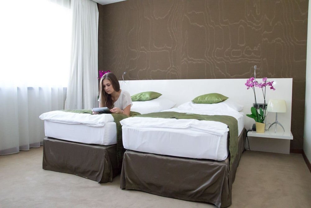 Фото Hotel Mikado - Nitra