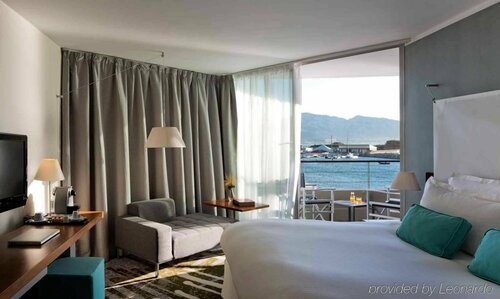 Внешний вид отеля Nhow Marseille в Марсели, фото 5