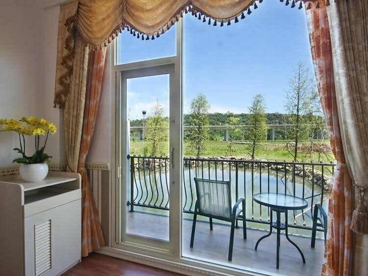 Hotel Beauty Spring and Harvest B and B, Earth, photo