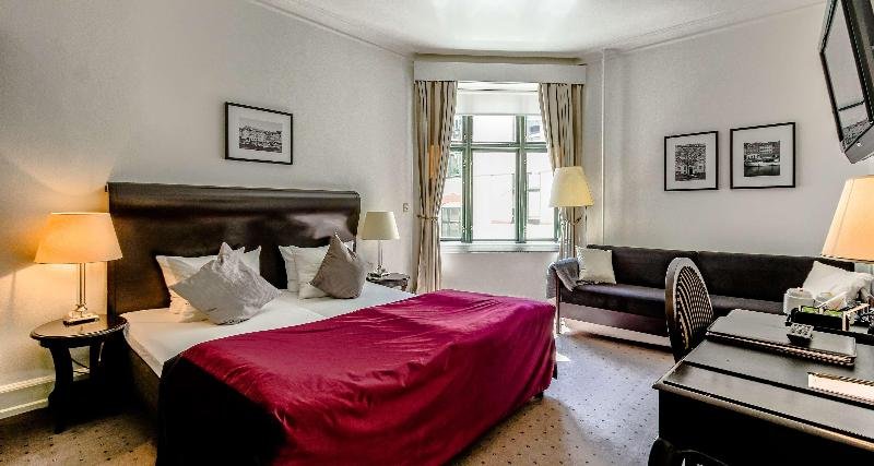 Фото отеля 3