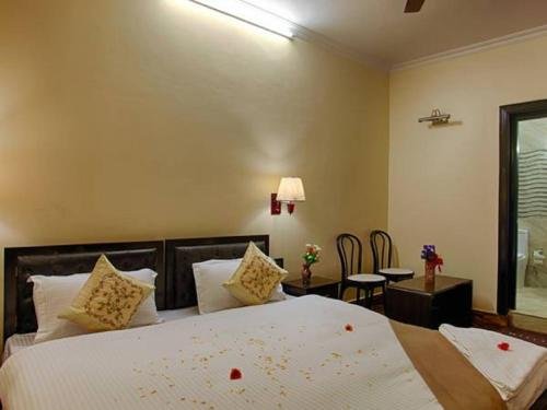 Фото Hotel Dhargye Khangsar