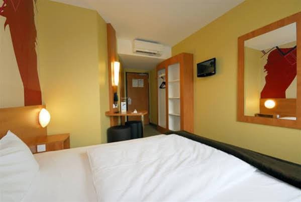 Фото B&b Hotel Düsseldorf-Airport