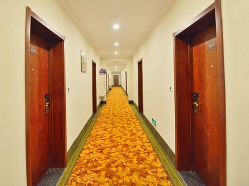 Гостиница GreenTree Inn ZhangJiaKou North Zuanshi Road Yanchang Shell Hotel в Чжанцзякоу