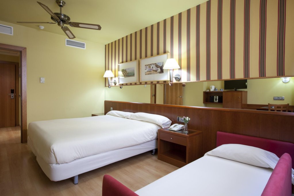 Фото Ilunion Les Corts SPA Barcelona