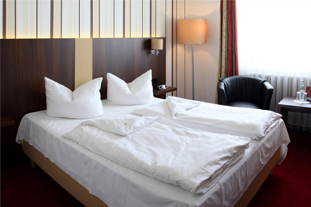 Фото Lobinger Hotel - Weisses Ross