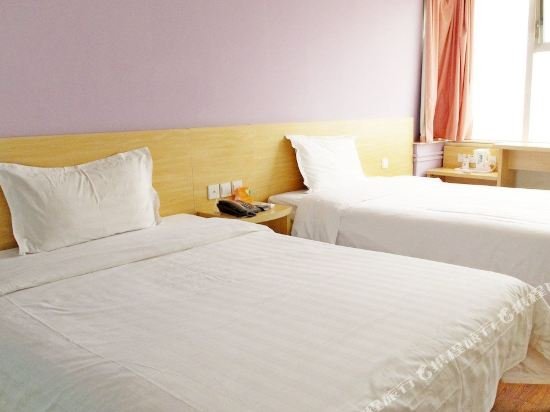 Фото 7 Days Inn Shanghai Nanjing Road Pedestrian Street II Branch