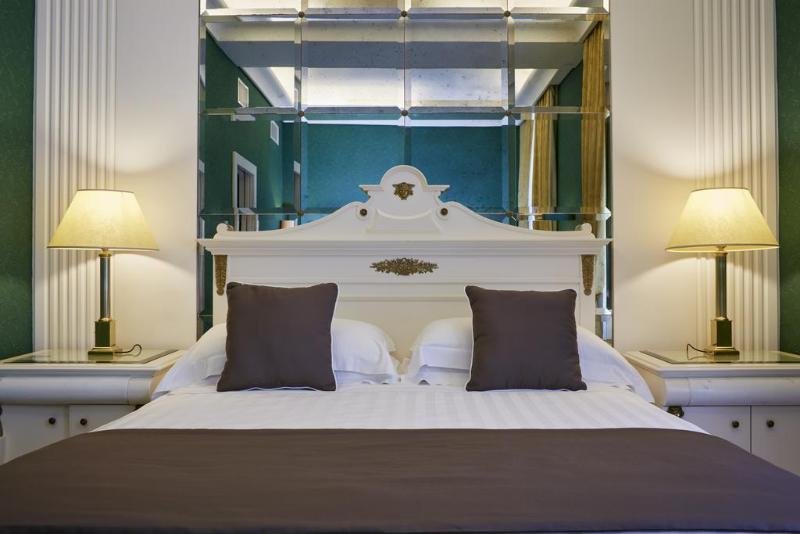 Фото Hotel Regency