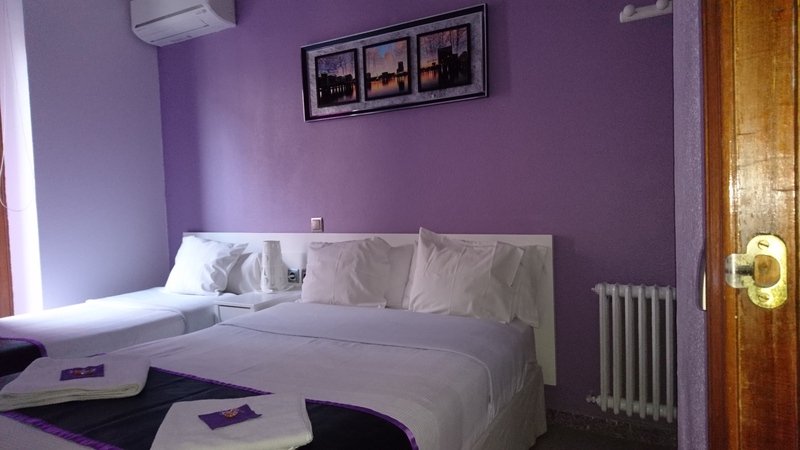 Фото C. H. Chelo