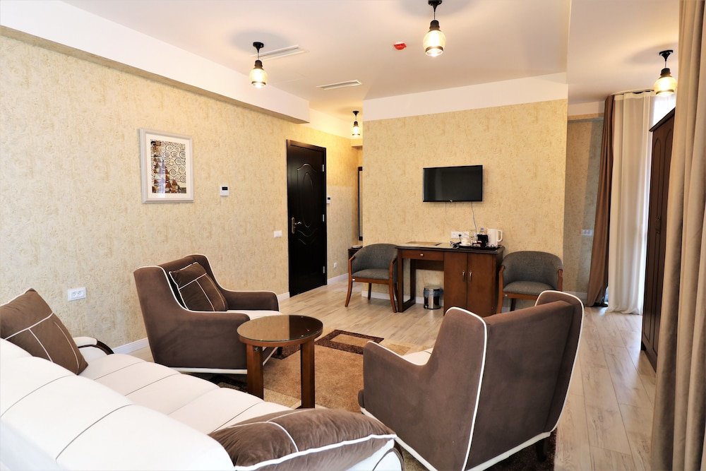 Фото Hotel Liberty Theatre