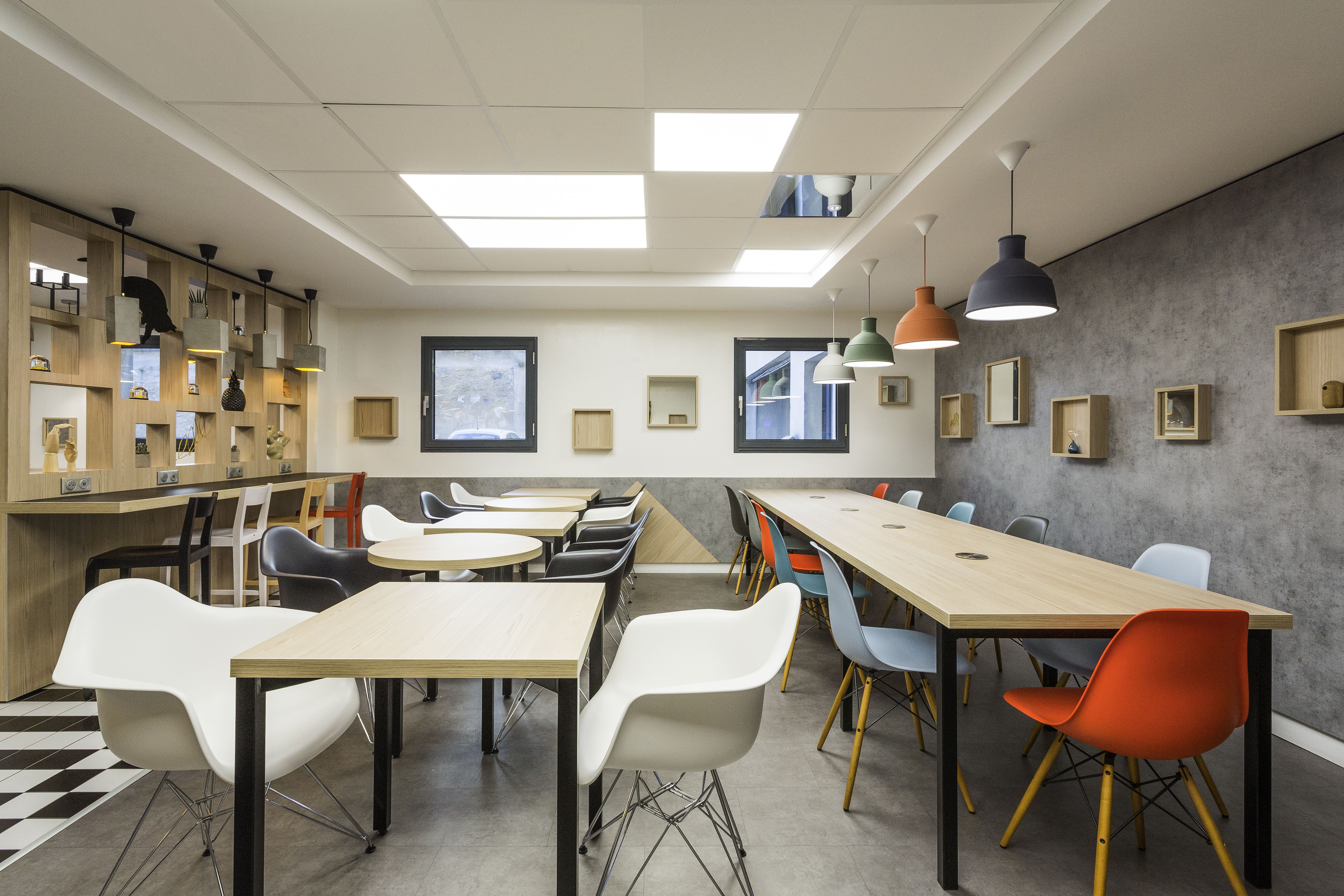 Фото Ibis Bordeaux Centre - Gare Saint-Jean