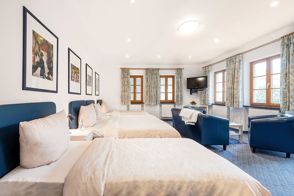 Фото Hotel Garni Altes Brauhaus