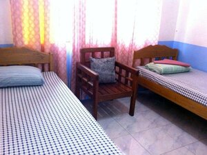 Qbens Lodge (Caraga Region, Surigao del Sur, City of Tandag), hotel